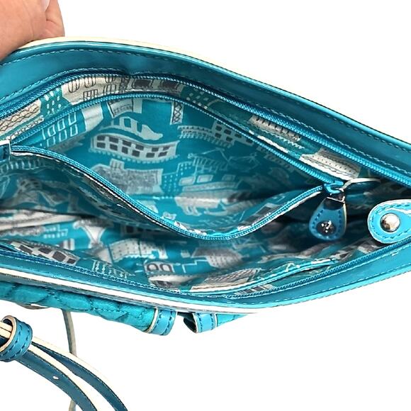 Vera Bradley Aqua Quilted w/Patent Leather Trim Strap Crossbody Bag 7.5 x 11 - Picture 9 of 12
